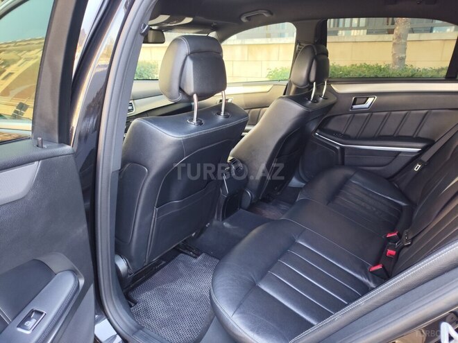 Mercedes E 220 2015, 299,000 km - 2.1 l - Bakı