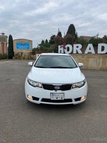 Kia Cerato 2011, 98,000 km - 1.6 l - Füzuli