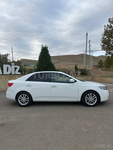 Kia Cerato 2011, 98,000 km - 1.6 l - Füzuli