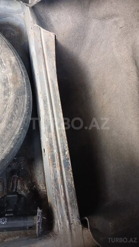 Mercedes 230 E 1990, 577,700 km - 2.3 l - Şamaxı