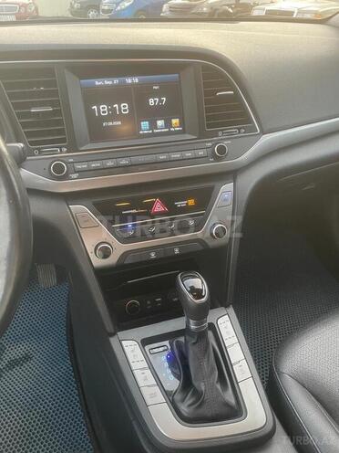 Hyundai Avante 2016, 169,000 km - 1.6 л - Bakı