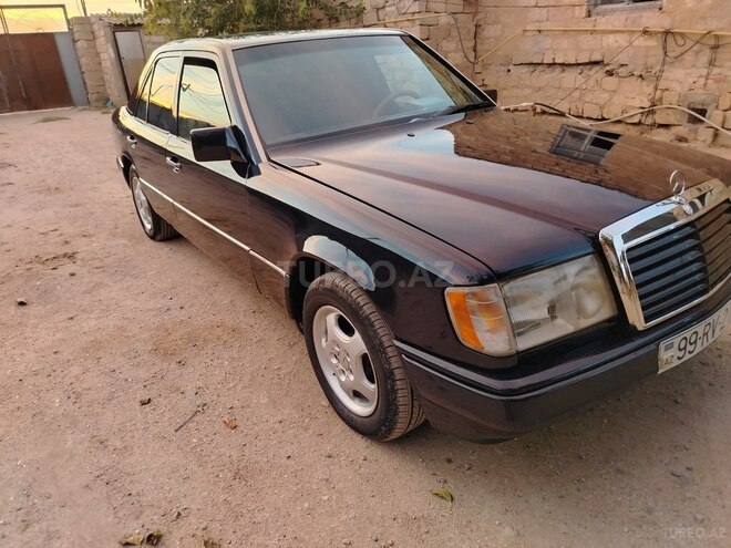 Mercedes  1990, 299,908 km - 2.0 l - Bakı