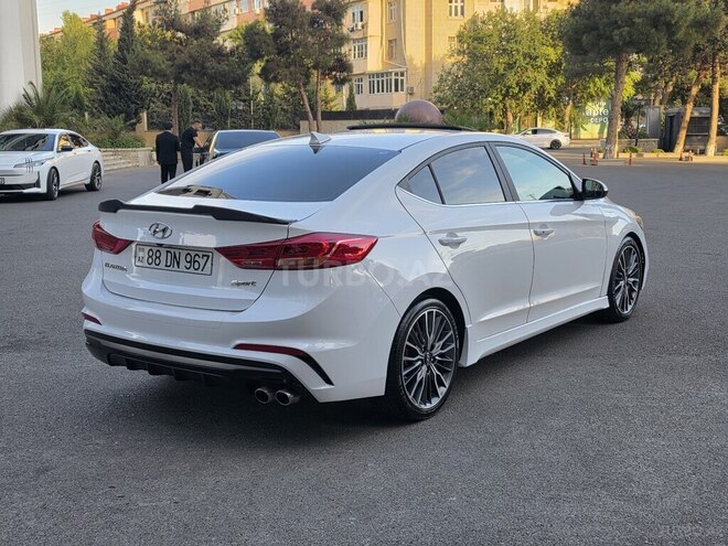 Hyundai Elantra 2017, 132,000 km - 1.6 l - Bakı