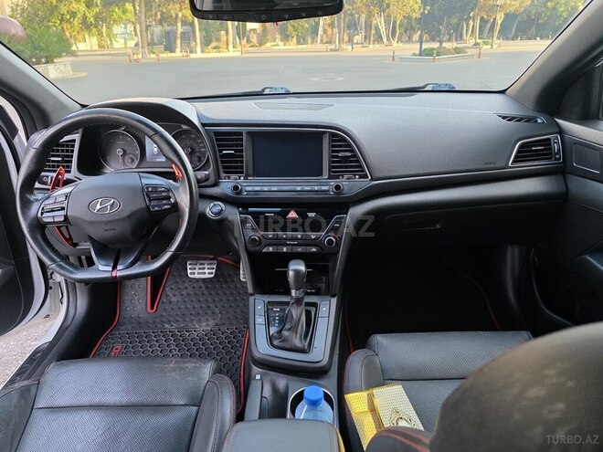 Hyundai Elantra 2017, 132,000 km - 1.6 l - Bakı
