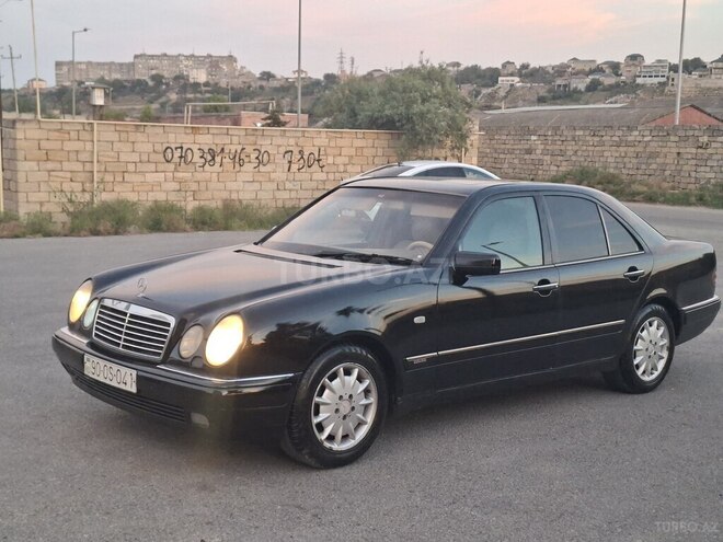 Mercedes E 240 1997, 245,000 km - 2.4 l - Bakı