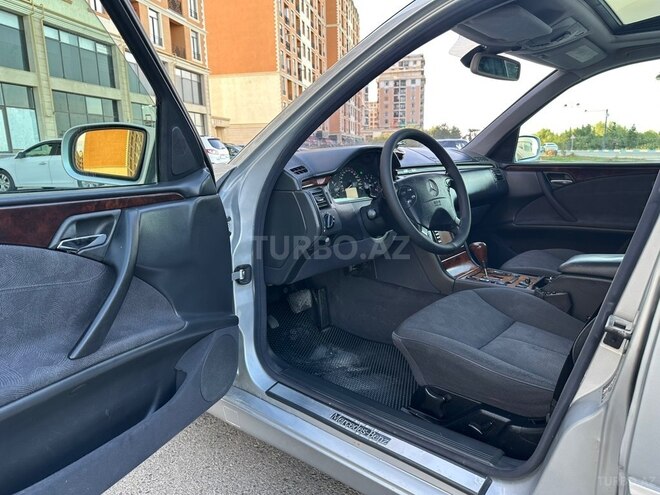 Mercedes E 270 1999, 400,000 km - 2.7 l - Sumqayıt