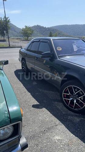 Mercedes 200 E 1991, 536,981 km - 2.0 l - Bakı