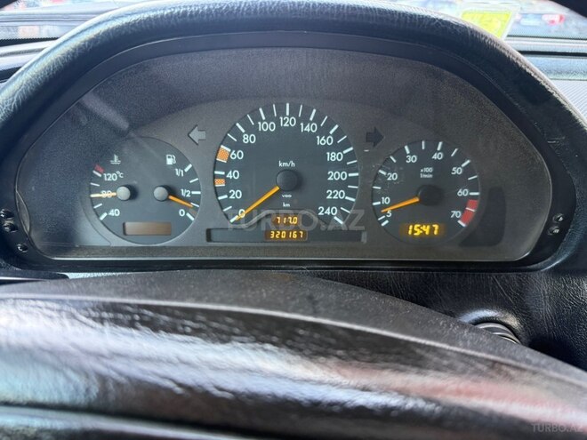 Mercedes C 180 1997, 320,000 km - 1.8 л - Bakı