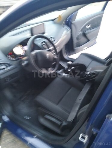 Renault Megane 2011, 270,000 km - 1.4 l - Bakı