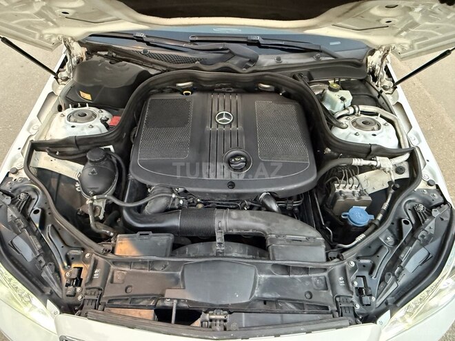 Mercedes E 250 2014, 200,900 km - 2.1 л - Bakı