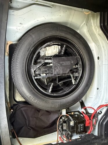 Mercedes E 250 2014, 200,900 km - 2.1 л - Bakı