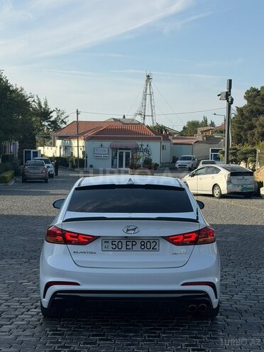Hyundai Elantra 2017, 199,182 km - 1.6 л - Bakı