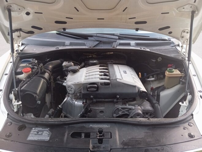 Volkswagen Touareg 2003, 287,005 km - 3.2 l - Şamaxı