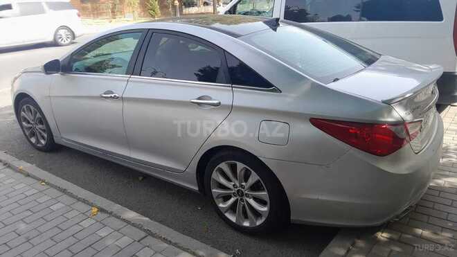 Hyundai Sonata 2012, 328,306 km - 2.0 l - Naftalan