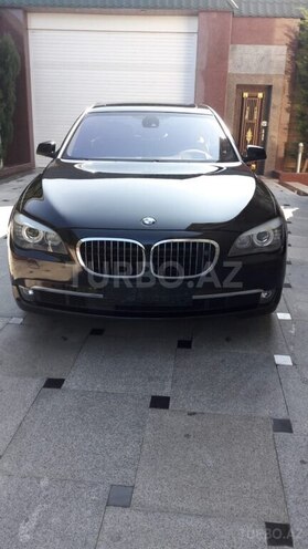 BMW 750 2011, 30,000 km - 4.4 l - Bakı
