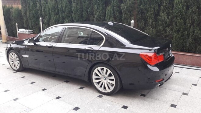 BMW 750 2011, 30,000 km - 4.4 l - Bakı
