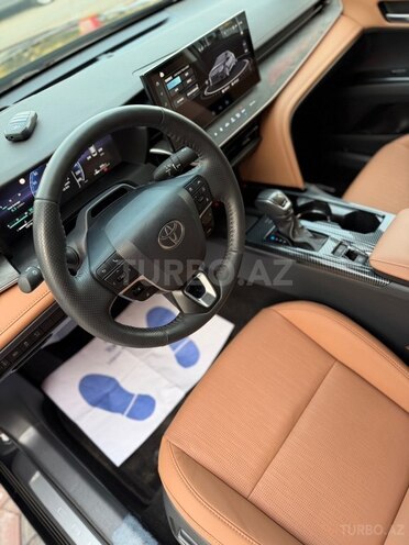 Toyota Camry 2025, 13,500 km - 2.5 l - Sumqayıt
