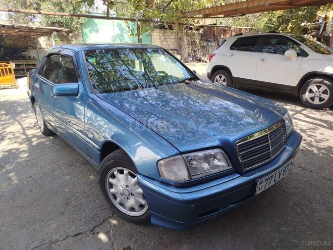 Mercedes C 220 1998, 322,000 km - 2.2 l - Mingəçevir