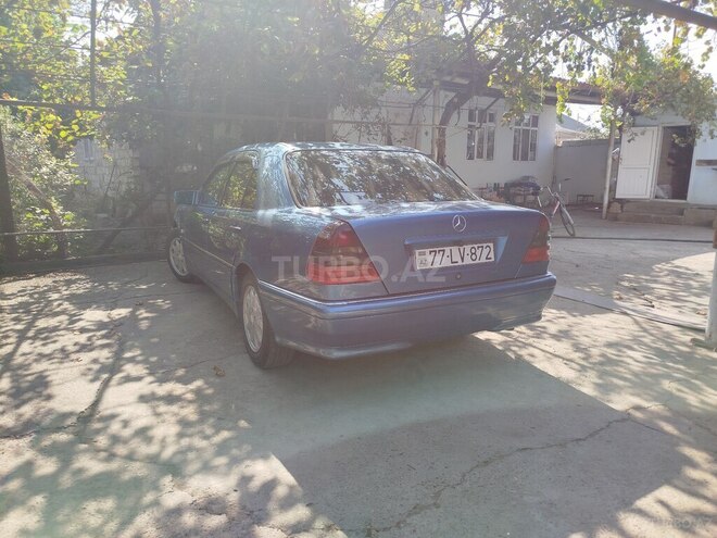 Mercedes C 220 1998, 322,000 km - 2.2 l - Mingəçevir
