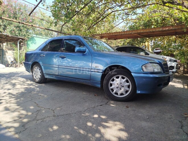 Mercedes C 220 1998, 322,000 km - 2.2 l - Mingəçevir