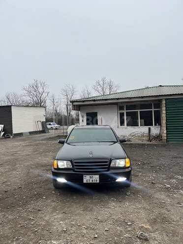 Mercedes C 200 1998, 500,000 km - 2.0 l - Qəbələ
