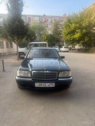 Mercedes C 220 2000, 400,000 km - 2.2 l - Saatlı