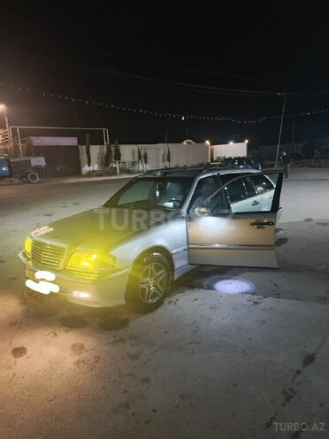 Mercedes C 220 1998, 530,000 km - 2.2 l - Bakı