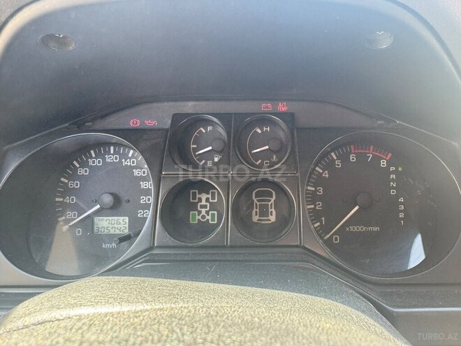 Mitsubishi Pajero 2006, 300,000 km - 3.0 l - Bakı