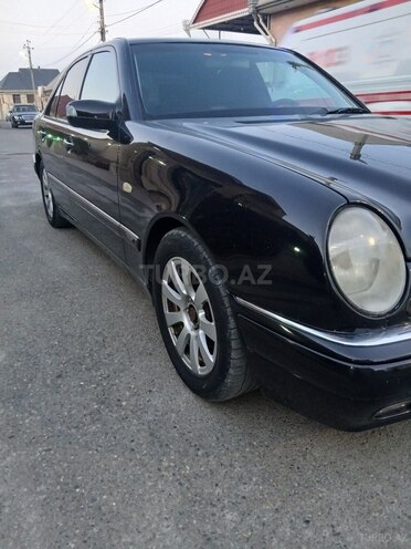 Mercedes E 280 1999, 354,250 km - 2.8 l - Şəmkir