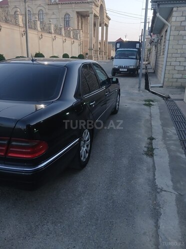 Mercedes E 280 1999, 354,250 km - 2.8 l - Şəmkir