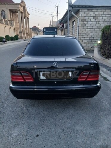 Mercedes E 280 1999, 354,250 km - 2.8 l - Şəmkir