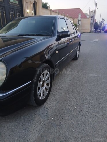 Mercedes E 280 1999, 354,250 km - 2.8 l - Şəmkir