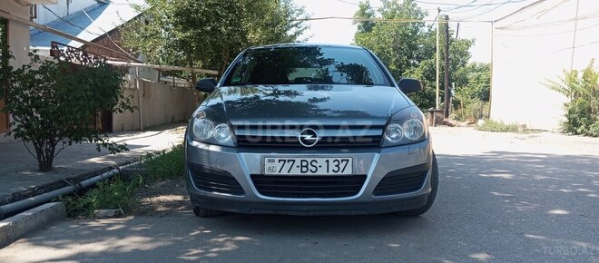 Opel Astra 2004, 302,000 km - 1.4 l - Qusar
