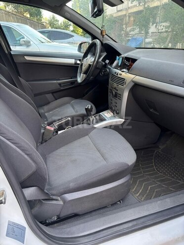 Opel Astra 2009, 485,300 km - 1.3 л - Bakı
