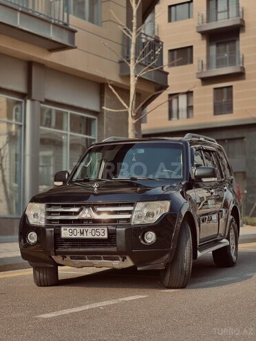 Mitsubishi Pajero 2007, 237,800 km - 3.0 l - Gəncə