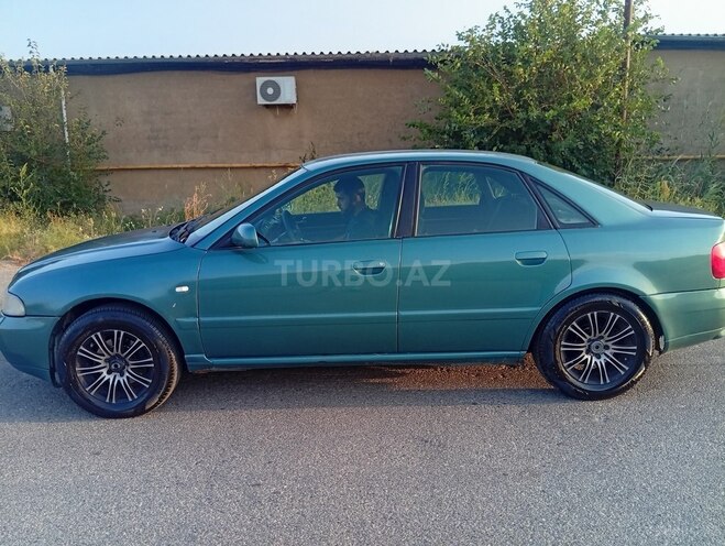 Audi A4 2000, 209,000 km - 1.8 l - Bakı