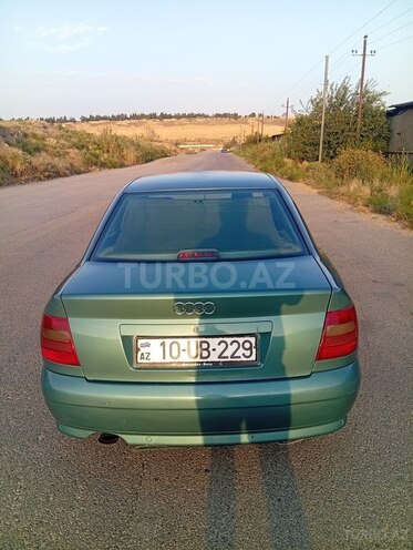 Audi A4 2000, 209,000 km - 1.8 l - Bakı