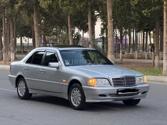 Mercedes C 200 1998, 328,000 km - 2.0 л - Bakı