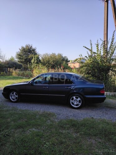Mercedes E 240 2000, 258,456 km - 2.4 l - Lənkəran