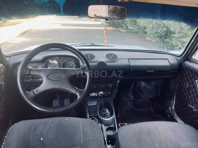 LADA (VAZ) 2106 1982, 110,000 km - 1.6 l - Qazax