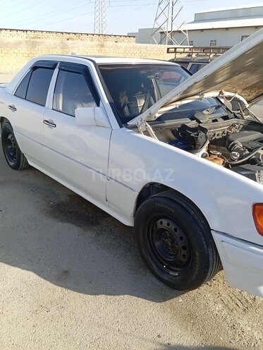Mercedes  1990, 856,452 km - 2.3 l - Bakı