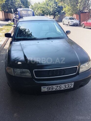 Audi A4 1998, 385,000 km - 2.8 l - Gəncə