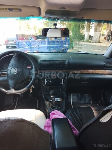Audi A4 1998, 385,000 km - 2.8 l - Gəncə