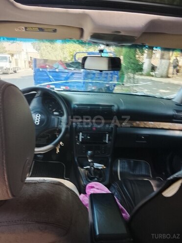 Audi A4 1998, 385,000 km - 2.8 l - Gəncə