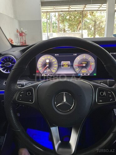 Mercedes E 220 d 2016, 233,000 km - 2.0 l - Bakı