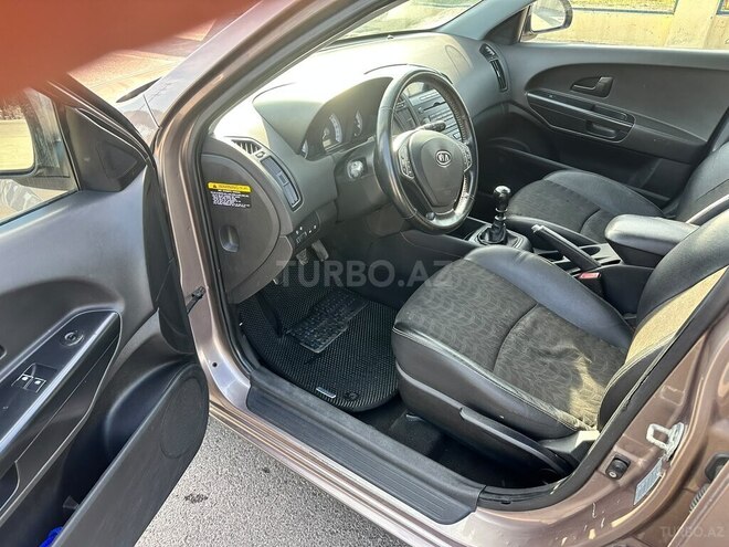 Kia  2008, 296,060 km - 1.6 l - Bakı