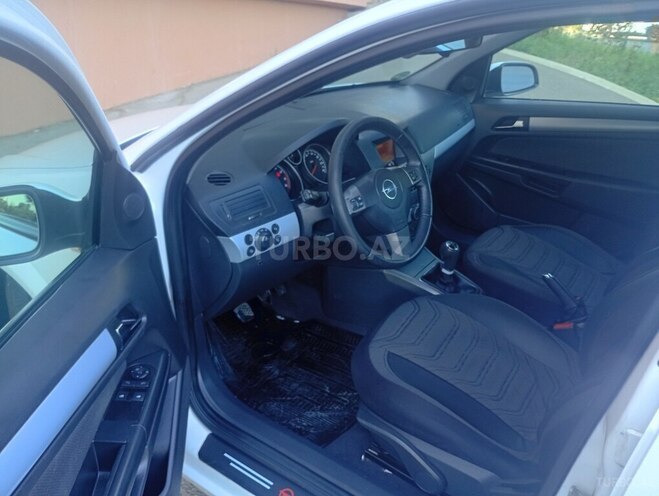 Opel Astra 2006, 270,000 km - 1.4 l - Bakı