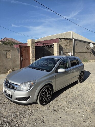Opel Astra 2008, 256,000 km - 1.4 l - Sumqayıt