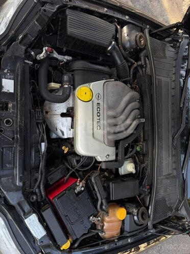 Opel Vectra 1996, 235,000 km - 1.6 l - Sumqayıt
