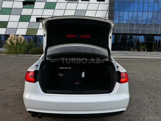 Audi A4 2014, 278,000 km - 1.8 л - Lənkəran